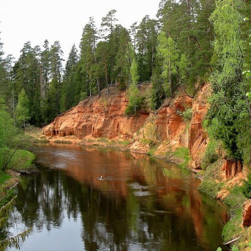 Реки Латвии  на букву  spiski