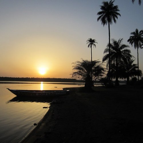 Реки Экваториальной Гвинеи  на букву  obzory