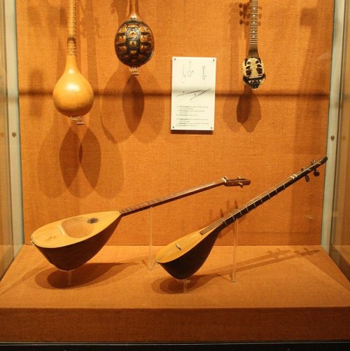 Греческие музыкальные инструменты  на букву  К