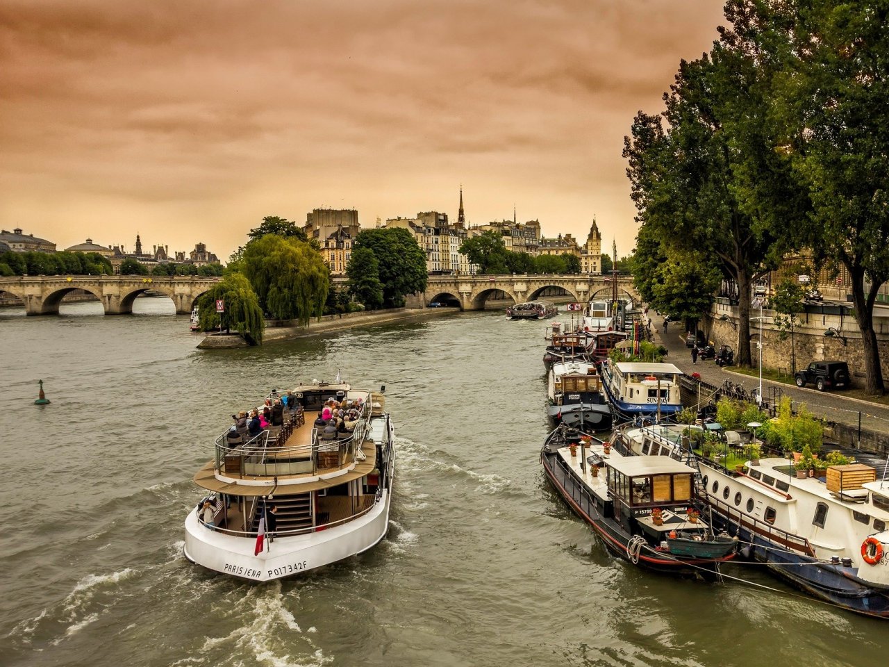Река сена в париже фото