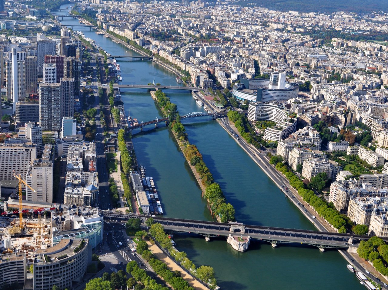Пазл «Париж: Вид на Сену с высоты птичьего полёта»
