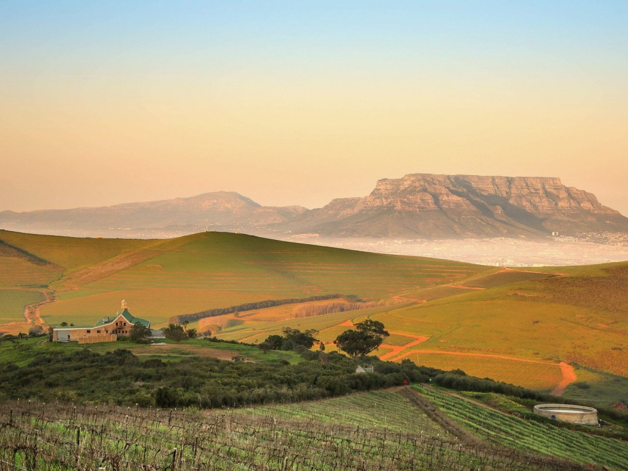 Пазл онлайн: Столовая гора (ЮАР)