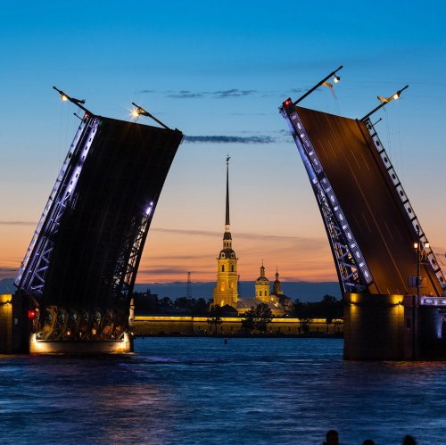 Пазл «Дворцовый мост в Санкт-Петербурге»