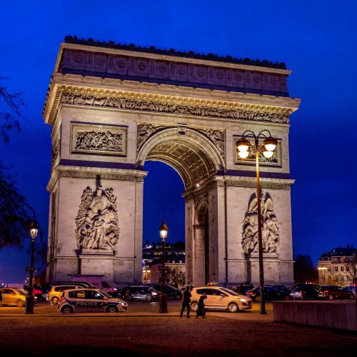 Пазл «Триумфальная арка в Париже»
