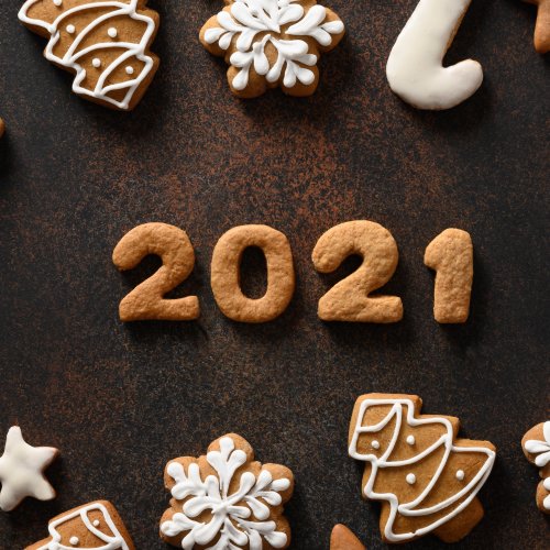 Пазл онлайн: Торт печеньками на новый 2021 год