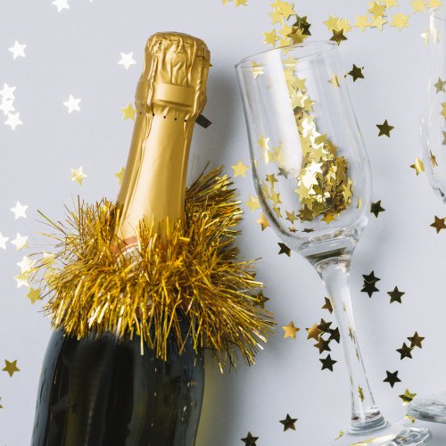 Пазл онлайн: Новогоднее шампанское и звезды