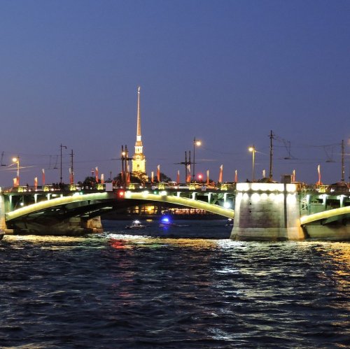 Викторина «Биржевой мост в Санкт-Петербурге»