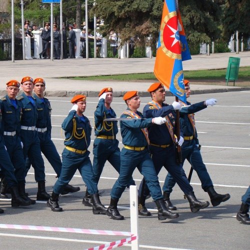 Тест по ОБЖ: Порядок вручения Боевого знамени воинской части (Смирнов, Хренников 11 класс)